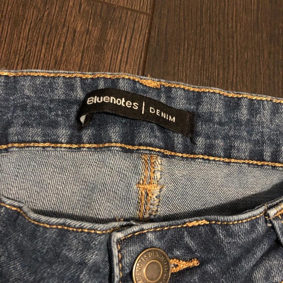 Blue notes long jean shorts - Picture 3 of 3